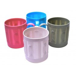 Colorful plastic water cups with a handle of 4 pieces